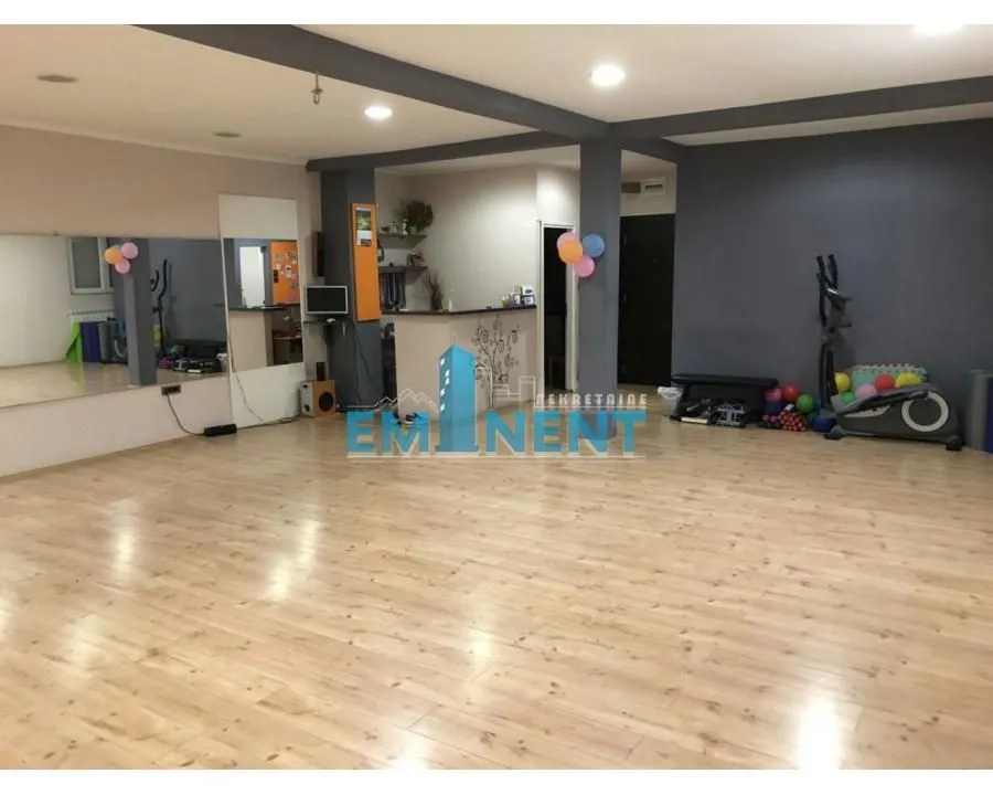 Izdavanje, poslovni prostor, 78m², Vidikovački venac, Rakovica