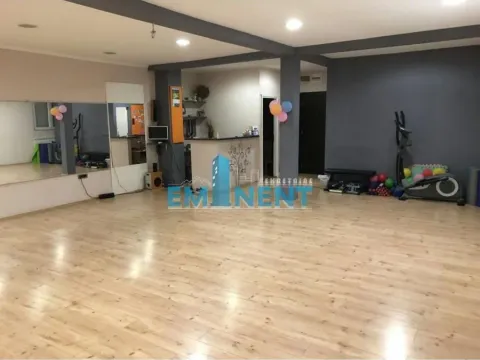Izdavanje, poslovni prostor, 78m², Vidikovački venac, Rakovica - image 1