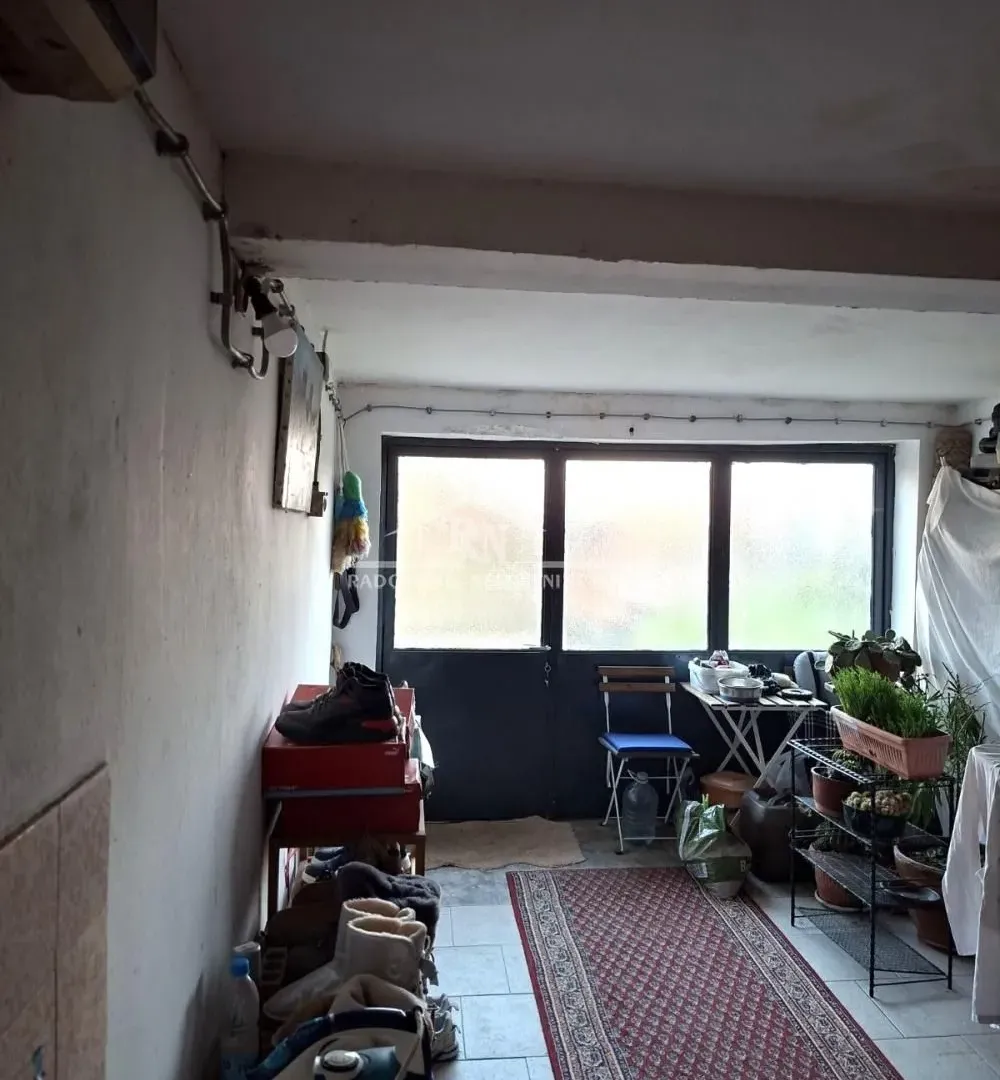 Sale, house, 208m², Voždovac Sve Podlokacije, Beograd