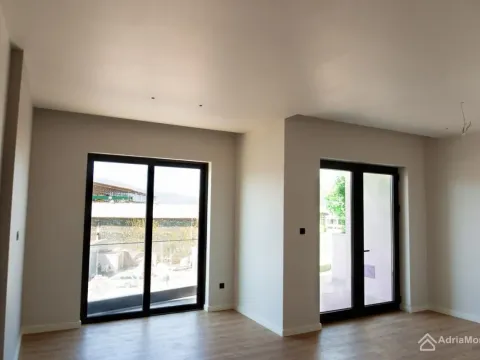 Prodaja, garsonjera, 62m², Tivat, Crna Gora - image 4