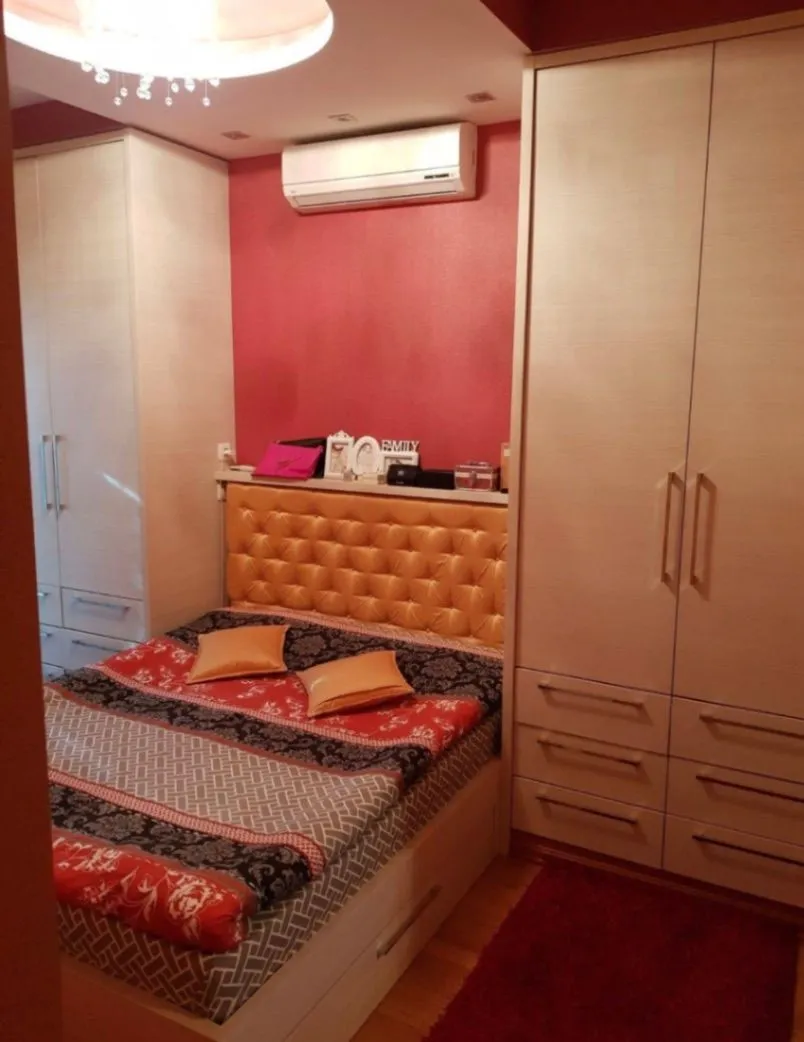 Izdavanje, jednosoban stan, 45m², Centar, Podgorica