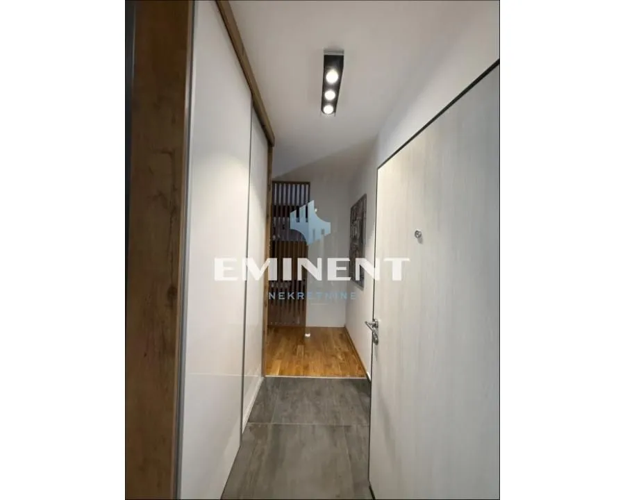 Izdavanje, trosoban stan, 56m², Južni Bulevar, Vračar Sve Podlokacije