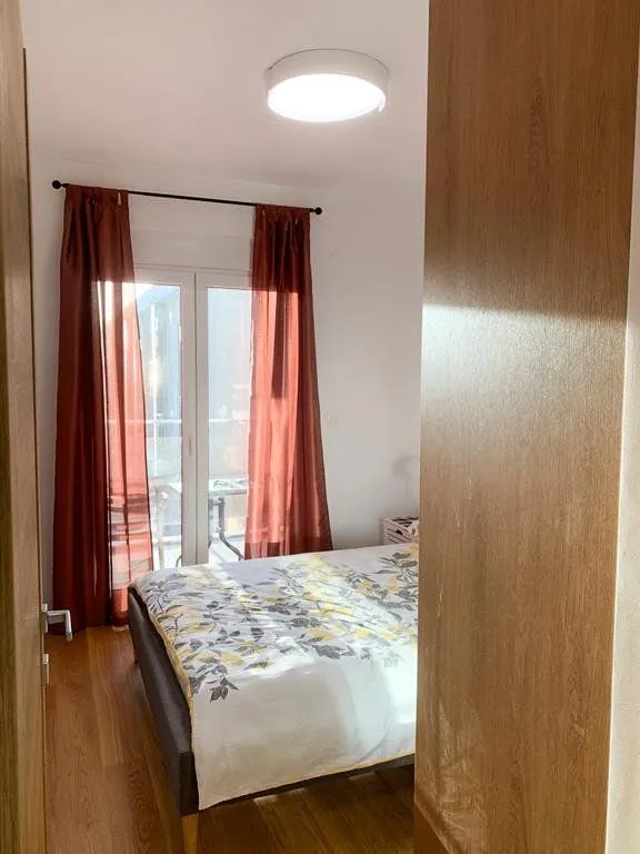 Izdavanje, jednosoban stan, 47m², New City, Podgorica