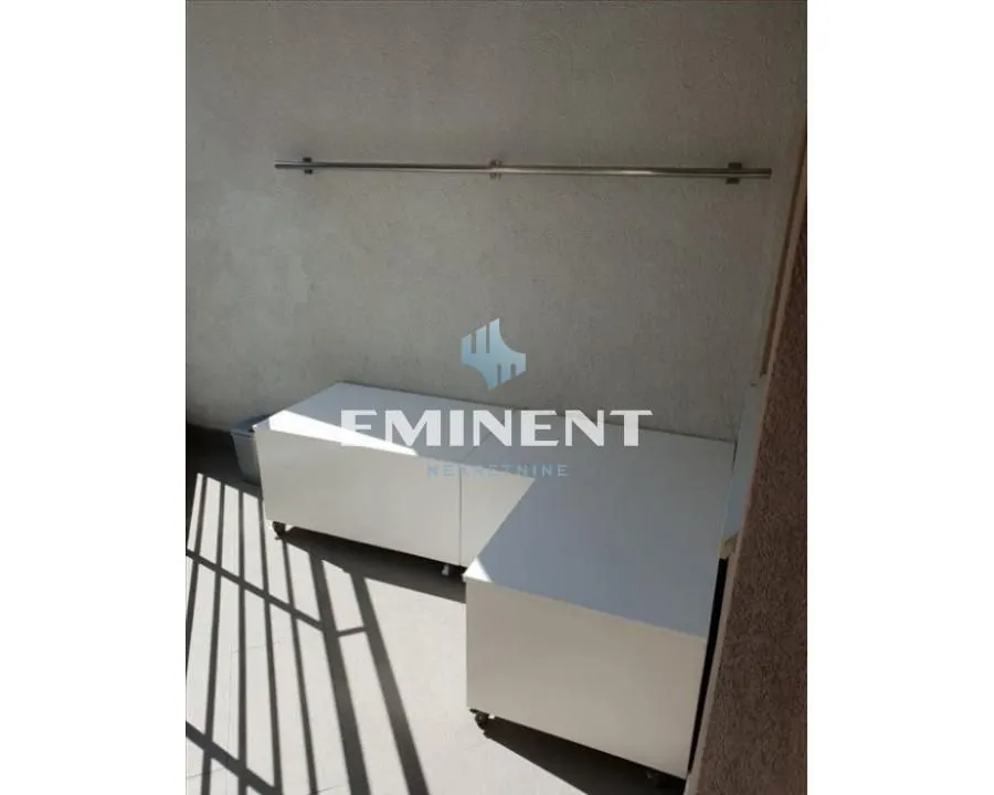 Rent, apartment, 45m², Đeram Pijaca, Beograd