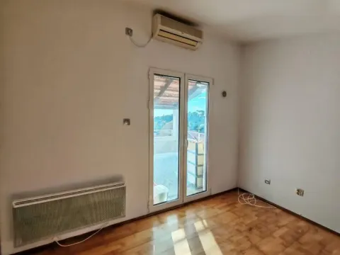 Sale, one bedroom apartment, 41m², Petrovac, Budva - image 7