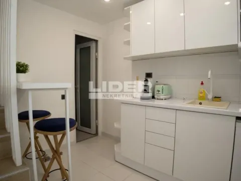 Sale, four bedroom apartment, 130m², Đeram Pijaca, Beograd - image 2