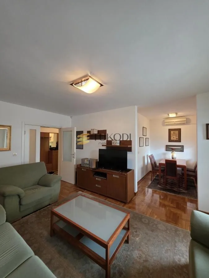 Rent, three bedroom apartment, 100m², Lekino Brdo, Voždovac Sve Podlokacije