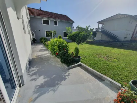 Stan-na-dan, jednosoban stan, 35m², Šušanj, Bar - image 5