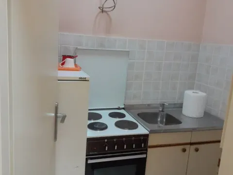 Izdavanje, poslovni prostor, 35m², Preko Morače, Podgorica - image 11