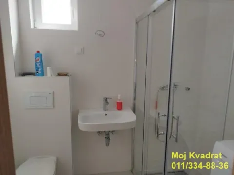 Izdavanje, jednosoban stan, 31m², Kluz, Zvezdara Sve Podlokacije - image 11