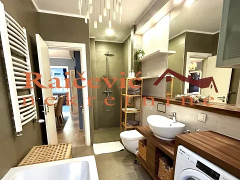 Sale, three bedroom apartment, 80m², Centar, Stara Pazova - image 7
