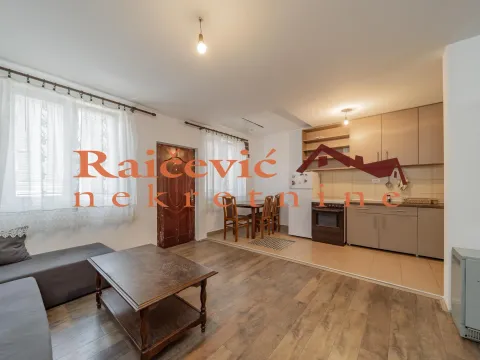 Izdavanje, jednosoban stan, 41m², Zemun Gornji Grad, Zemun Sve Podlokacije - image 4