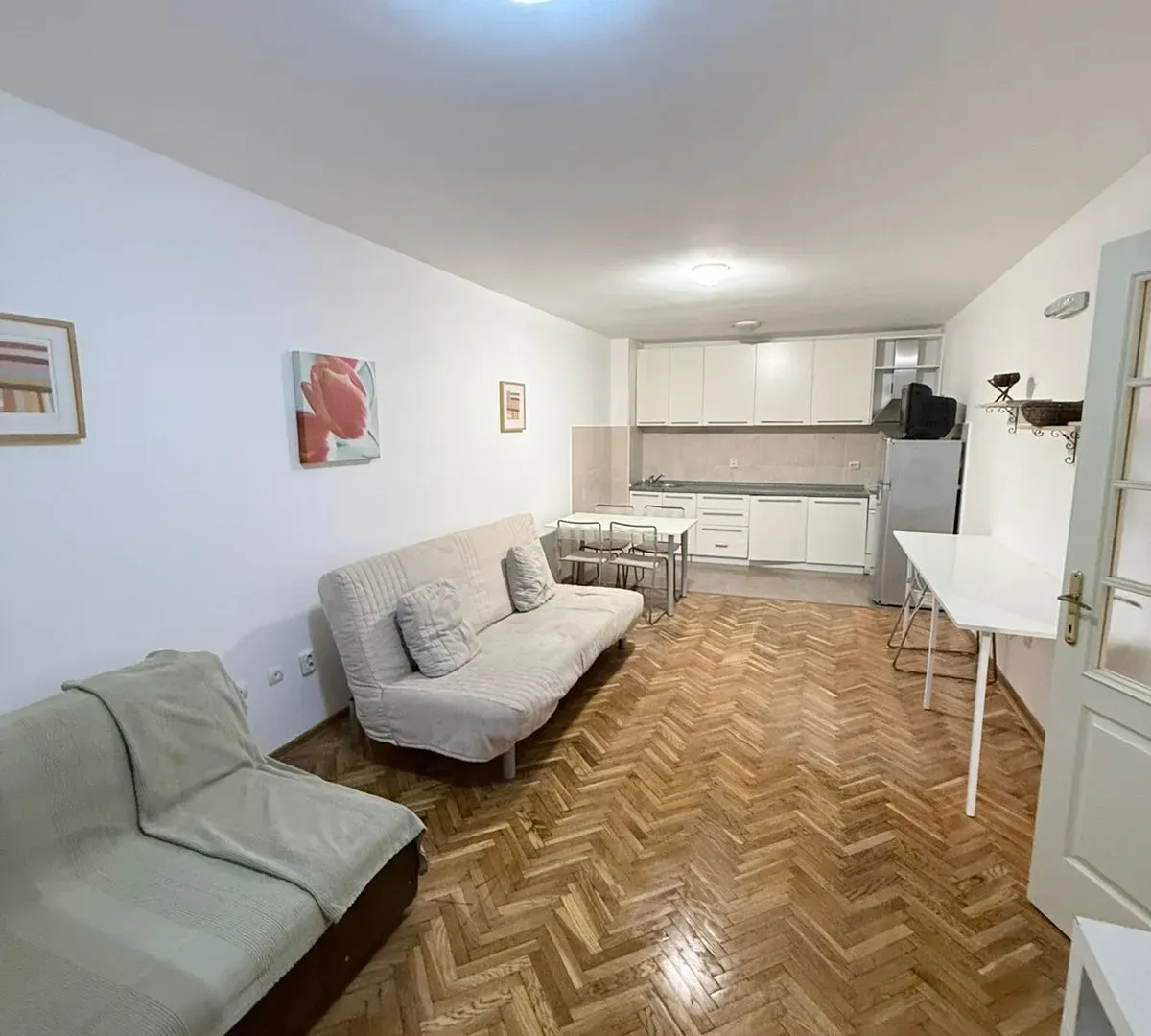 Sale, two bedroom apartment, 80m², Bečići, Budva