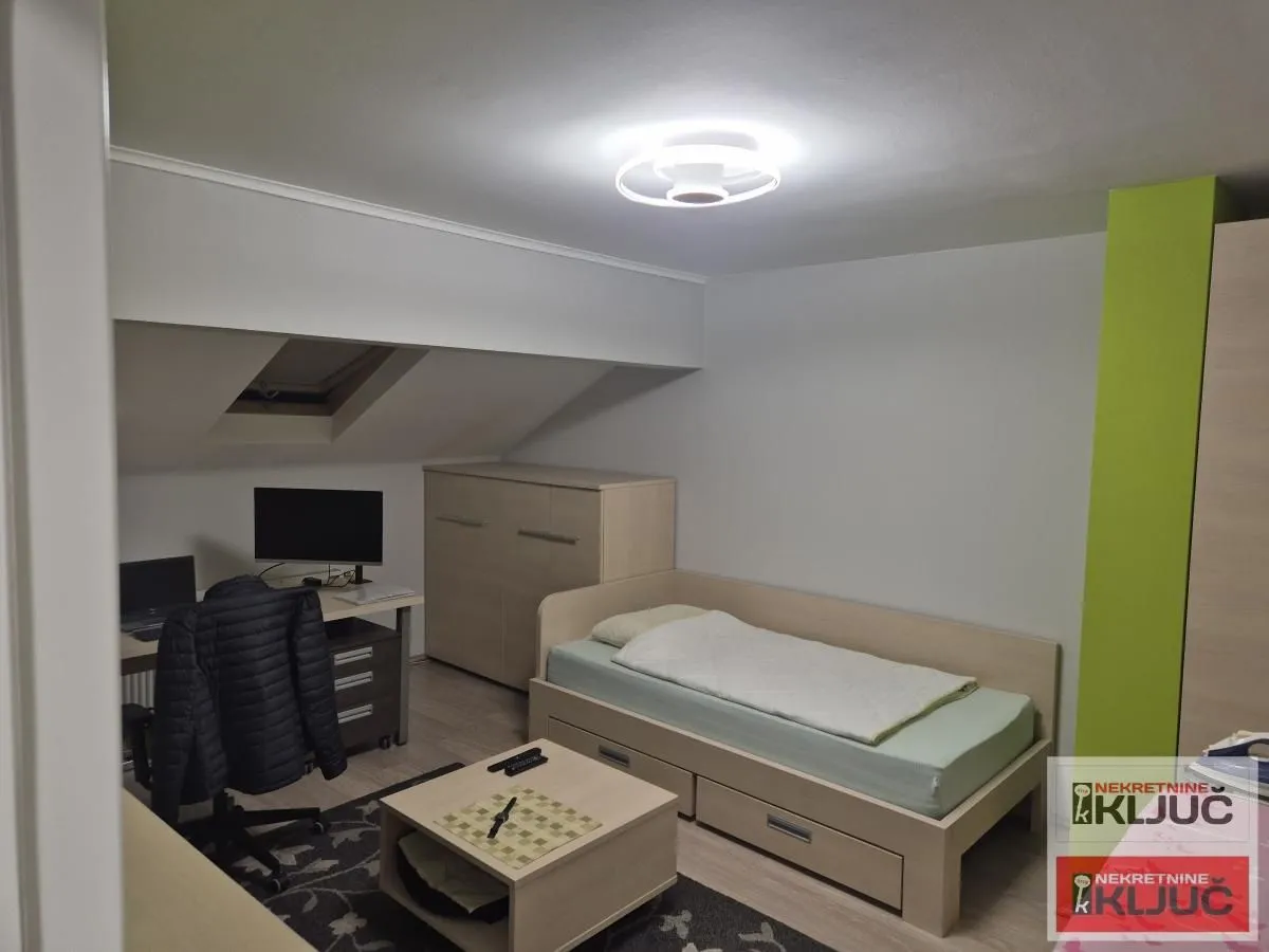 Prodaja, četvorosoban stan, 119m², Nova Detelinara, Novi Sad Sve Podlokacije
