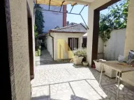 Izdavanje, kuća, 300m², Podbara, Novi Sad Sve Podlokacije - image 12