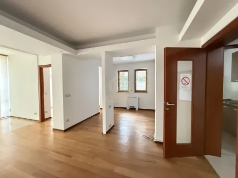 Rent, office space, 151m², Voždovac Sve Podlokacije, Beograd - image 15