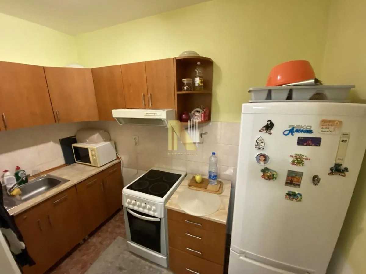 Prodaja, dvosoban stan, 54m², Grbavica, Novi Sad Sve Podlokacije