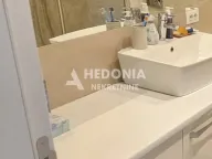 Prodaja, dvosoban stan, 71m², Novi Beograd Blok 65, Novi Beograd Sve Podlokacije - image 6