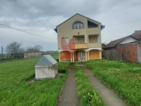 Prodaja, kuća, 400m², Mladenovac, Beograd - image 15