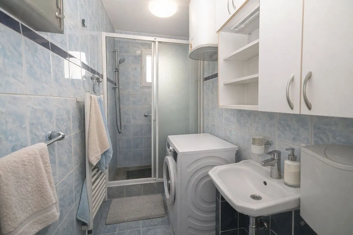 Prodaja, dvosoban stan, 62m², Karaburma, Palilula Sve Podlokacije