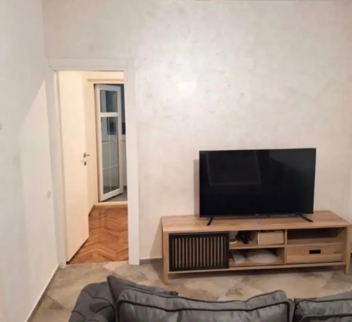 Prodaja, dvosoban stan, 52m², Centar, Tivat