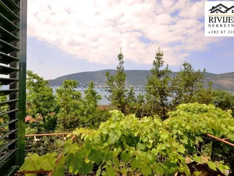 Prodaja, dvosoban stan, 57m², Centar, Herceg Novi - image 1