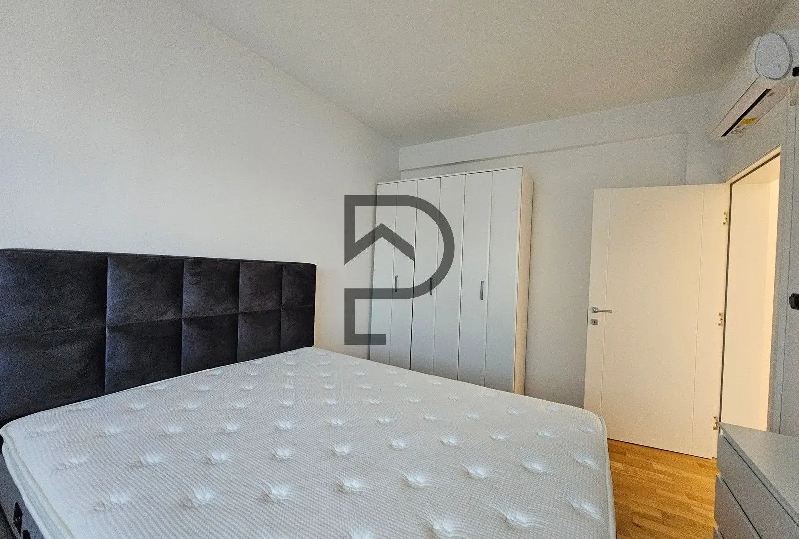 Rent, two bedroom apartment, 100m², Dalmatinska ulica, Podgorica