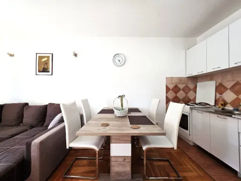 Rent, apartment, 45m², Stari Aerodrom, Podgorica - image 4