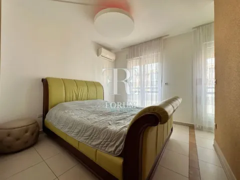 Izdavanje, jednosoban stan, 68m², City Kvart, Podgorica - image 6