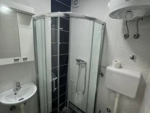 Izdavanje, jednosoban stan, 32m², Detelinara, Novi Sad Sve Podlokacije - image 11