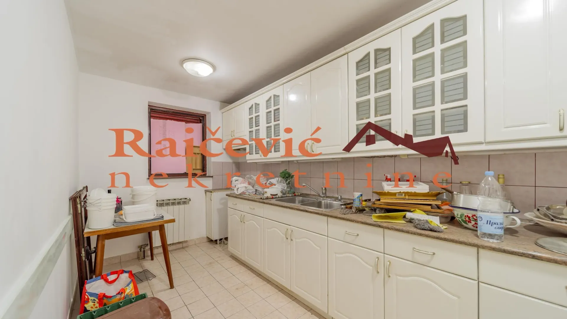 Rent, house, 500m², Zvezdara Sve Podlokacije, Beograd