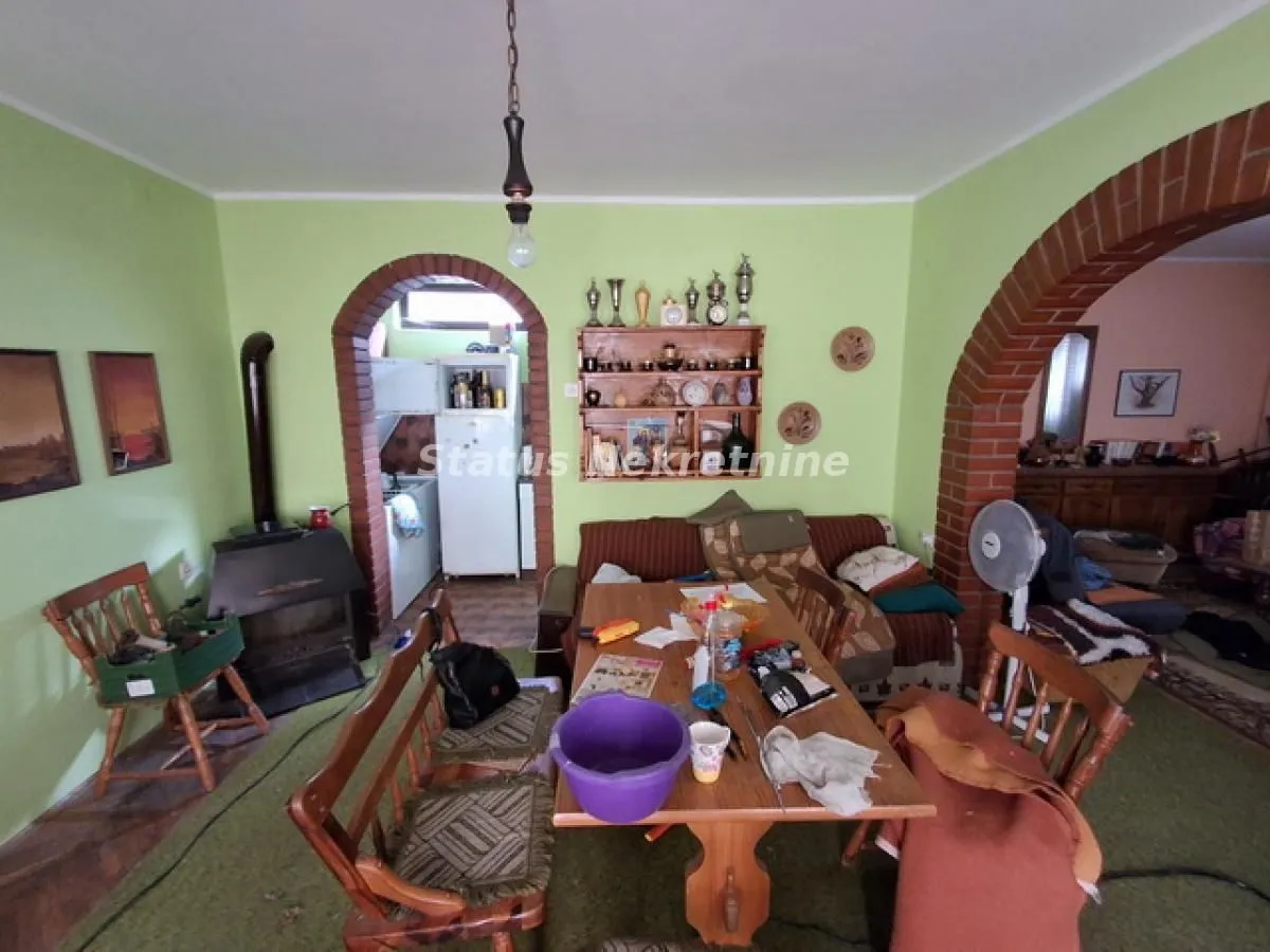 Prodaja, kuća, 97m², Futog, Novi Sad Sve Podlokacije