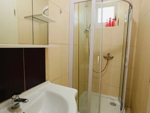 Sale, one bedroom apartment, 46m², Risan, Kotor - image 11