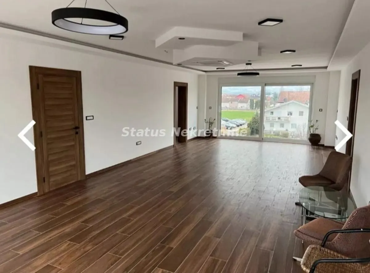 Rent, office space, 250m², Lipov gaj, Novi Sad Sve Podlokacije