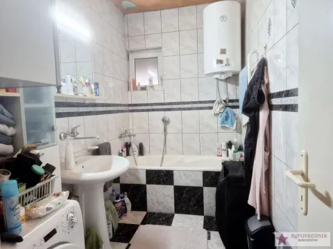 Sale, four bedroom apartment, 95m², Savski Venac, Beograd - image 9