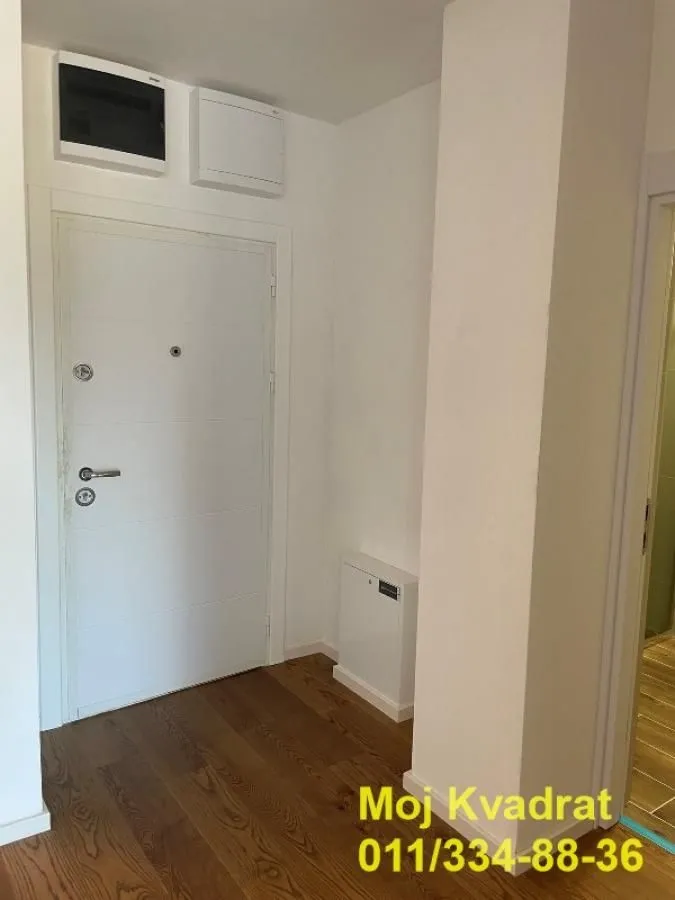 Izdavanje, dvosoban stan, 46m², Višnjička Banja, Palilula Sve Podlokacije