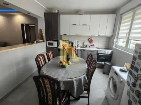 Prodaja, četvorosoban stan, 95m², Bulevar Oslobodjenja, Novi Sad Sve Podlokacije - image 10