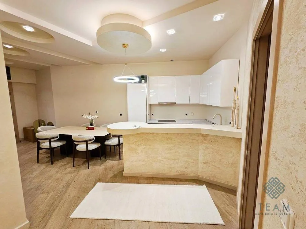 Sale, three bedroom apartment, 117m², Centar, Budva