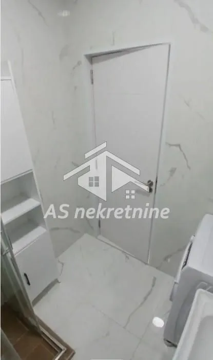 Izdavanje, trosoban stan, 61m², Trošarina, Voždovac Sve Podlokacije