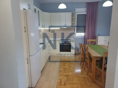 Izdavanje, kuća, 120m², Tološi, Podgorica - image 10