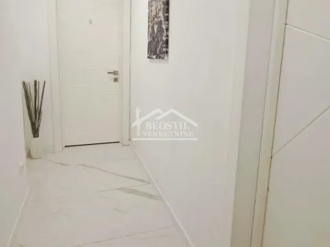 Prodaja, četvorosoban stan, 119m², Stari Grad, Beograd - image 16