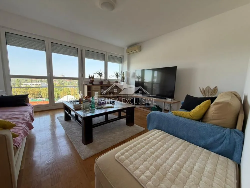 Prodaja, dvosoban stan, 64m², Savski Venac, Beograd