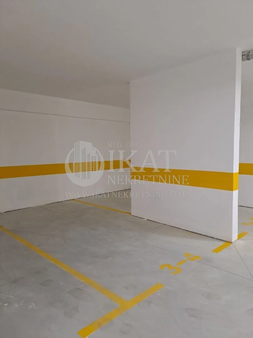 Izdavanje, parking/garaža, 13m², Zemun Meandri, Zemun Sve Podlokacije