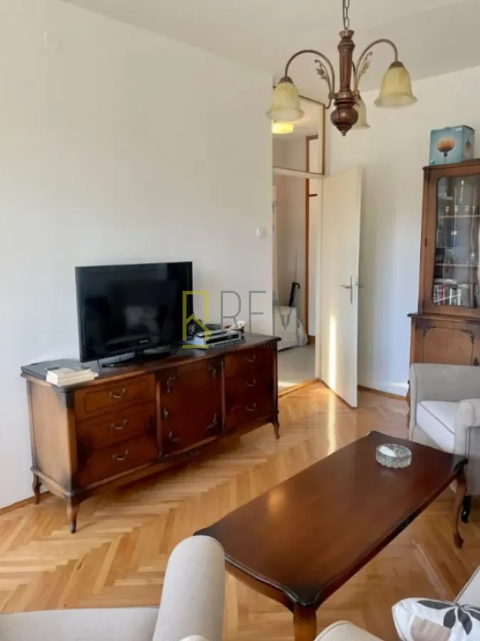 Prodaja, dvosoban stan, 65m², Drpe Mandića, Podgorica