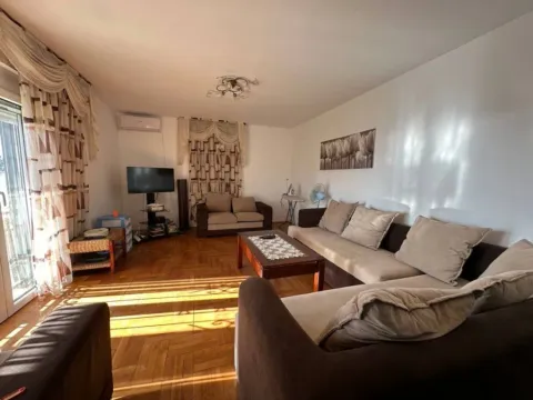 Prodaja, kuća, 300m², Dobre Vode, Bar - image 11