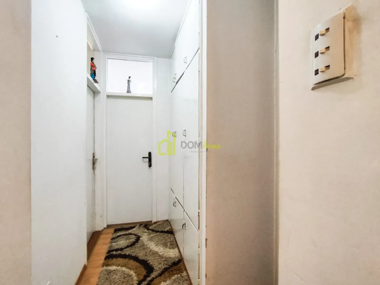 Izdavanje, dvosoban stan, 65m², Pejton, Podgorica
