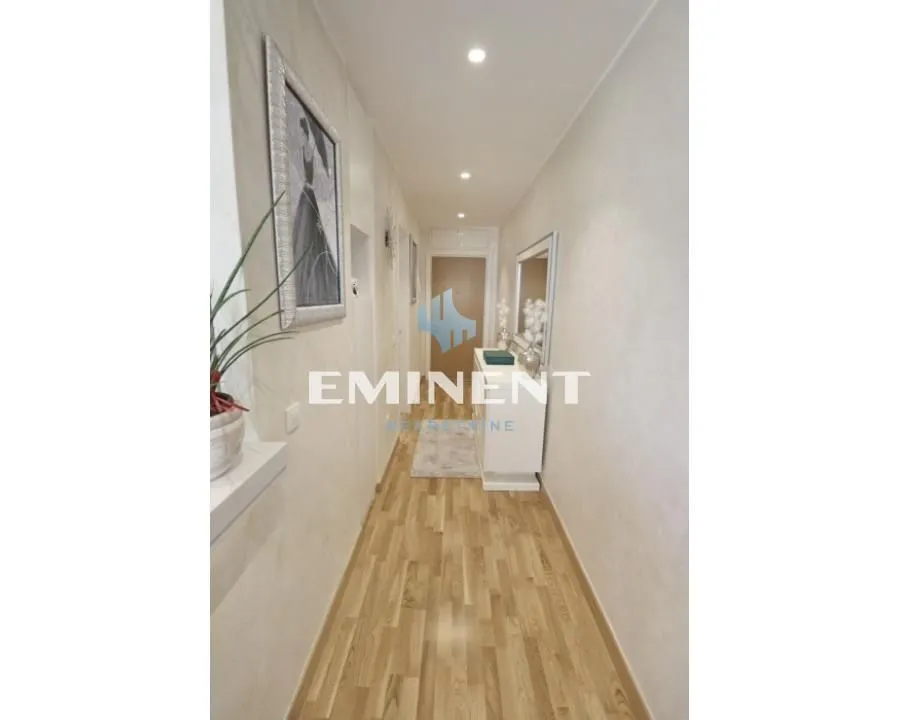 Rent, four bedroom apartment, 91m², Savski Venac, Beograd