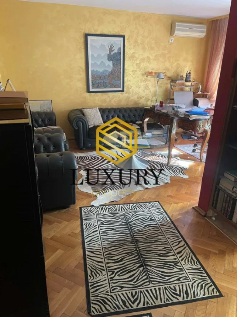 Sale, two bedroom apartment, 61m², Centar, Podgorica