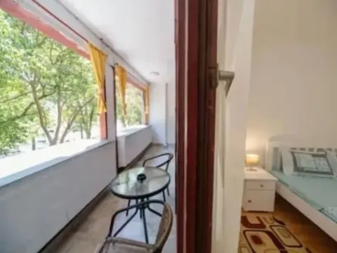 Izdavanje, jednosoban stan, 450m², Blok 5, Podgorica - image 8