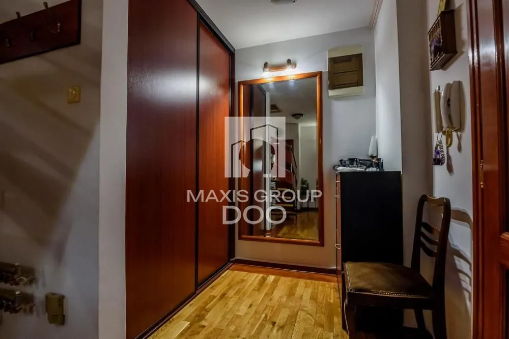 Prodaja, četvorosoban stan, 131m², Gundulićev Venac, Beograd